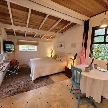 Estudio Aconchegante No Litoral - โบยกูกันกา ภายนอก รูปภาพ